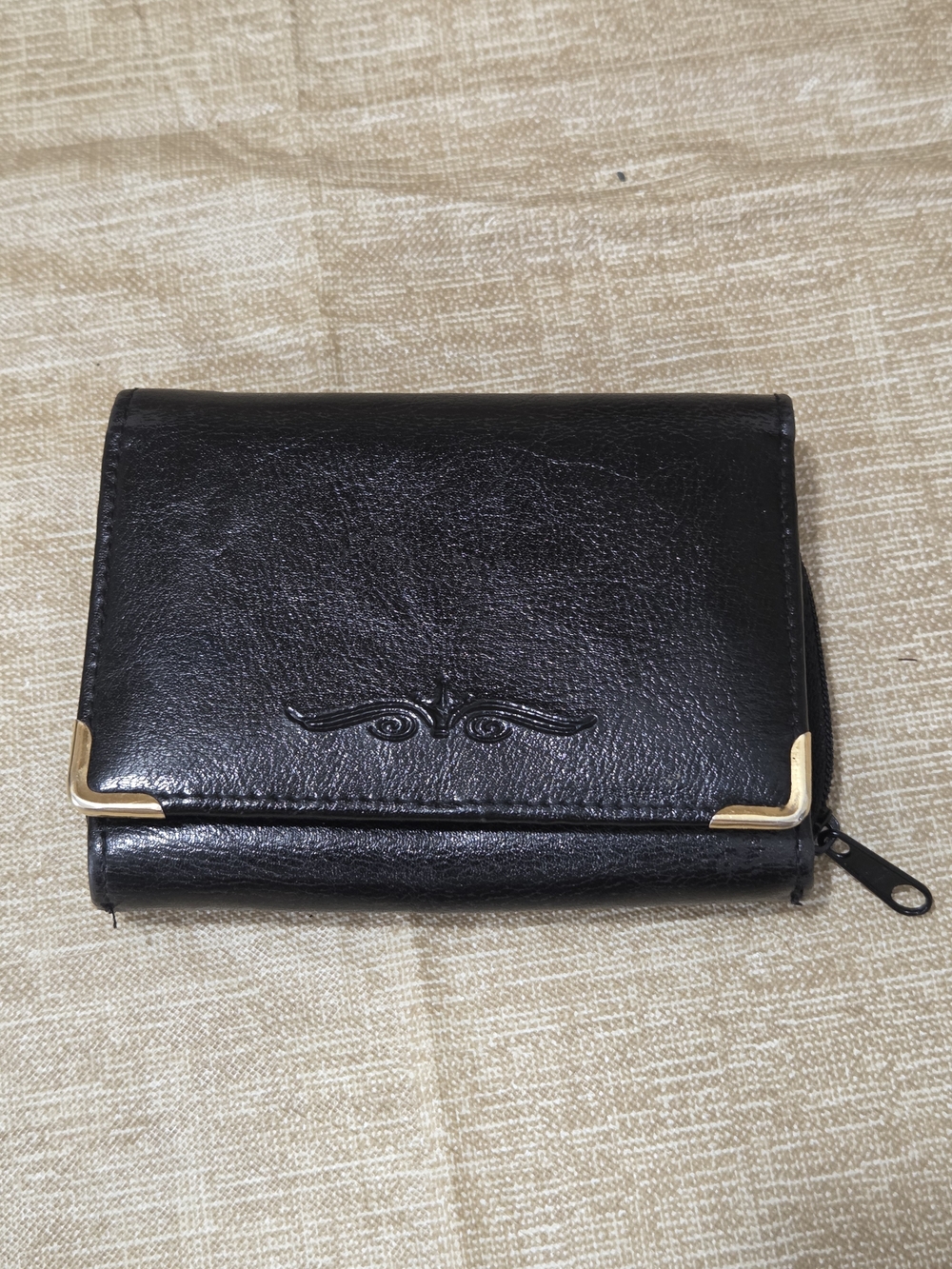 Classic Black Leather Women’s Wallet with Gold Accents